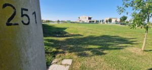 Lote en Magallanes de 1300 m2 con Laguna.
