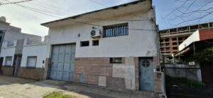 Galpon multiproposito de 430 m2 en Avellaneda. - frente